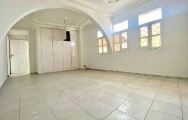 ABIDJAN COCODY : Villa duplex T6 à vendre