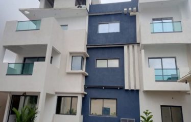 ABIDJAN COCODY : Villa triplex à vendre