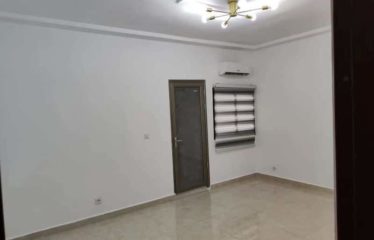 ABIDJAN COCODY : Appartement 4 pièces à vendre