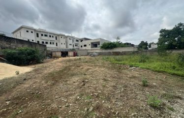 ABIDJAN COCODY : Terrain 1096 m2 à vendre