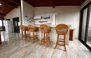 GRAND-BASSAM : Senena Terrasse Penthouse – Location meublée