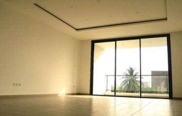 ABIDJAN COCODY : Villa duplex avec jardin à vendre