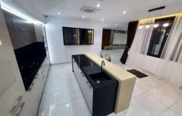 ABIDJAN ANGRÉ : Maison duplex 8 pièces à vendre