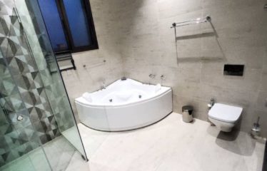 ABIDJAN ANGRÉ : Maison duplex 8 pièces à vendre