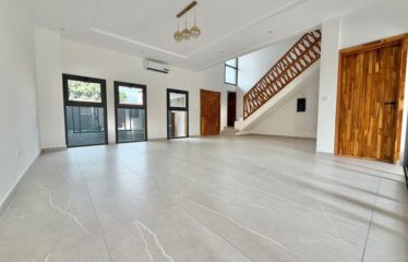 ABIDJAN COCODY : Vente villa duplex jumelées – Riviera 3