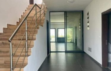 ASSINIE : Vente somptueuse villa duplex 11 pièces