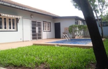 ABIDJAN COCODY : Location villa basse avec piscine