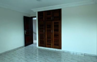 ABIDJAN COCODY: 6-room duplex villa for rent