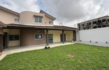 ABIDJAN COCODY: 6-room duplex villa for rent