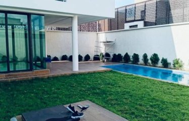 ABIDJAN COCODY : Vente villa 7 pièces avec piscine