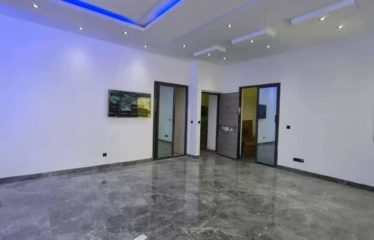 ABIDJAN COCODY : Vente villa triplex – Vue sur lagune