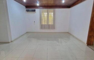 ABIDJAN PLATEAU : Location villa duplex de 1000m2