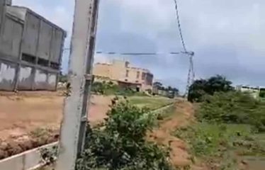 ABIDJAN BINGERVILLE : Terrain 588 m2 à vendre