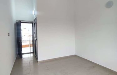 ABIDJAN COCODY : Maison duplex 8 pièces en location