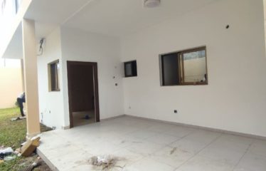 ABIDJAN COCODY : Maison duplex 8 pièces en location