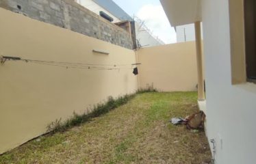 ABIDJAN COCODY : Maison duplex 8 pièces en location