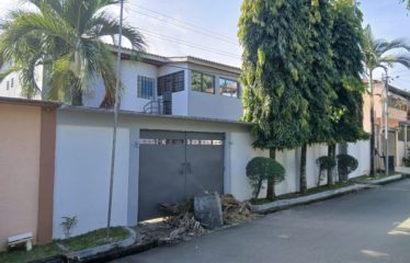 ABIDJAN COCODY : Vente d&rsquo;une belle villa duplex 7 pièces