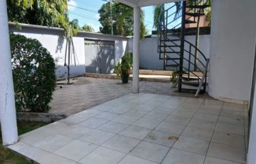 ABIDJAN COCODY : Vente d&rsquo;une belle villa duplex 7 pièces