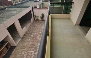 GRAND-BASSAM : Vente une belle villa duplex 6 pièces sur 400m2