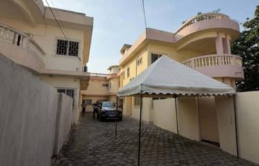 ABIDJAN ANGRÉ : Location maison duplex 15 pièces