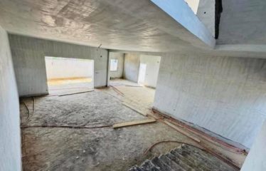 ABIDJAN BINGERVILLE : Vente villa duplex 5 pièces – Vue lagunaire