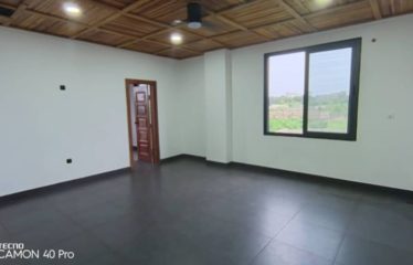 ABIDJAN BINGERVILLE : Vente maison triplex 7 pièces