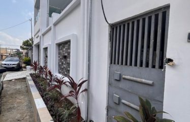 ABIDJAN BINGERVILLE : Location villa duplex 7 pièces