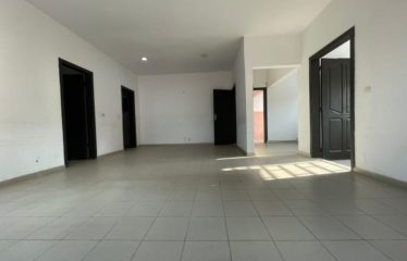 ABIDJAN COCODY : Appartement 4 pièces à vendre – Riviera Bounoumin