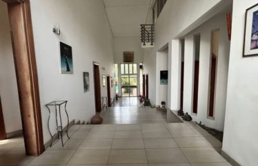 ABIDJAN COCODY : Location de villa – 2 Plateaux