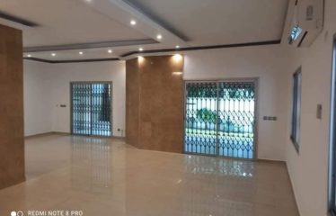 ABIDJAN COCODY : Location de villa duplex 8 pièces