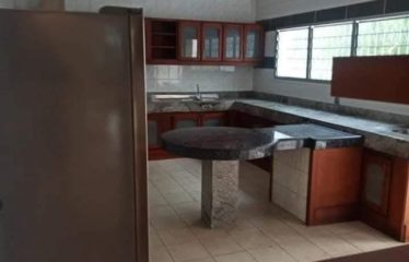 ABIDJAN COCODY : Location de villa duplex 8 pièces