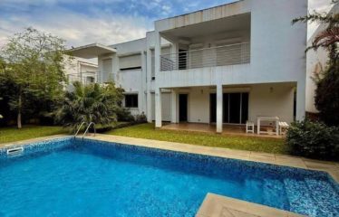 ABIDJAN COCODY : Vente villa F6 avec piscine