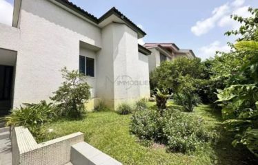 ABIDJAN COCODY : Vente villa basse 5 pièces