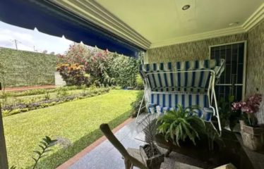 ABIDJAN COCODY : Vente villa basse 5 pièces