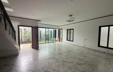 ABIDJAN BINGERVILLE : Vente villa duplex 6 pièces – Palais de Justice