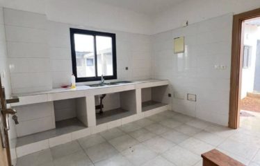 ABIDJAN BINGERVILLE : Vente maison duplex 5 pièces