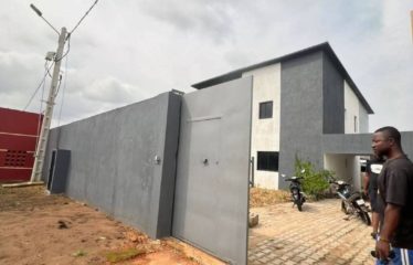 ABIDJAN BINGERVILLE : Vente maison duplex 5 pièces