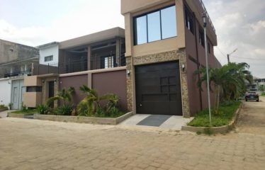 ABIDJAN COCODY : Vente villa duplex 7 pièces