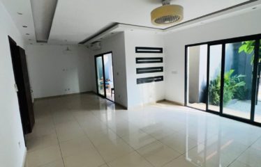 ABIDJAN COCODY : Vente maison triplex 10 pièces