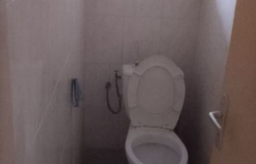 ABIDJAN ANGRÉ : Bureau 3 pièces à louer