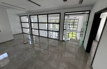 ABIDJAN COCODY : Location villa de prestige 9 pièces