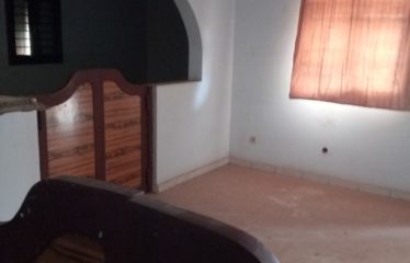 SAN-PÉDRO : Hôtel à vendre