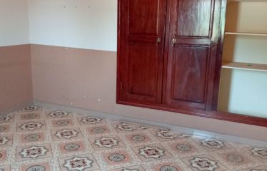 SAN-PÉDRO : Hôtel à vendre