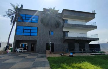 PORT-BOUËT : Vente maison triplex 9 pièces