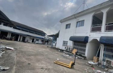 ABIDJAN COCODY: 40-room villa for rent