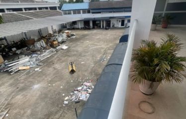 ABIDJAN COCODY: 40-room villa for rent