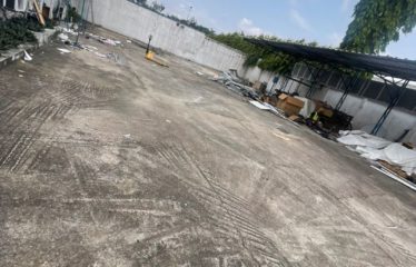 ABIDJAN COCODY: 40-room villa for rent