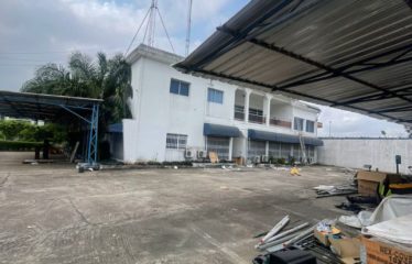 ABIDJAN COCODY: 40-room villa for rent