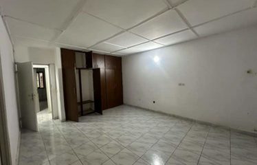 ABIDJAN COCODY : Location villa basse 4 pièces