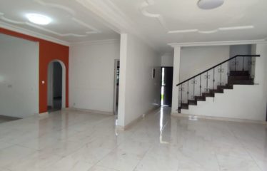 ABIDJAN COCODY : Location de villa duplex